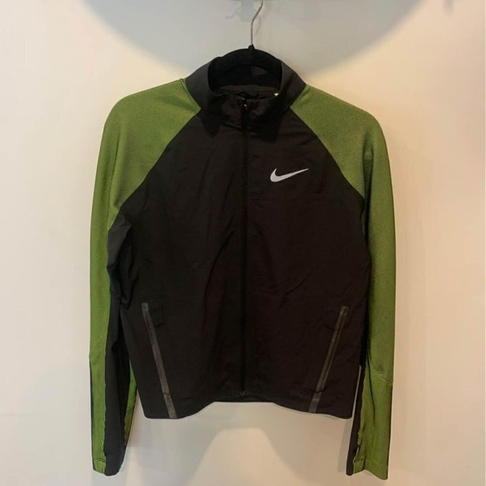 NIKE dry fit lightweight jacket. Full zip. Size medium. Neon/black. Back…